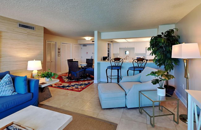 Sabine Yacht & Racquet by Southern Vacation Rentals - Foto 43