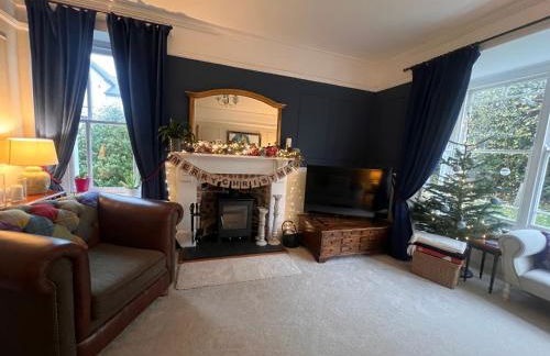 House in Appledore with Hot Tub and own parking - Foto 10