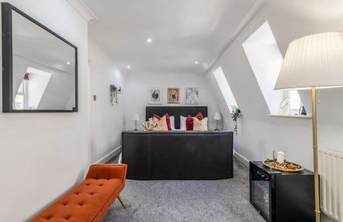 Charming 3-Bedroom London Townhouse Balcony - Foto 5