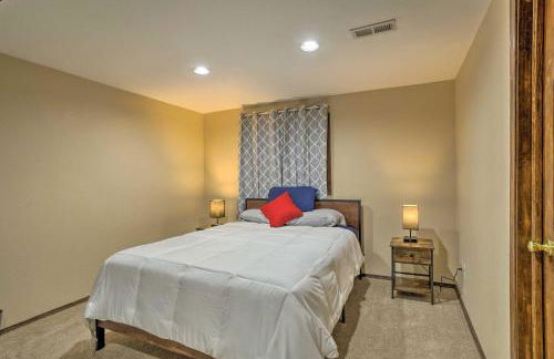 Family-Friendly Aurora Vacation Rental with Yard! - Foto 34