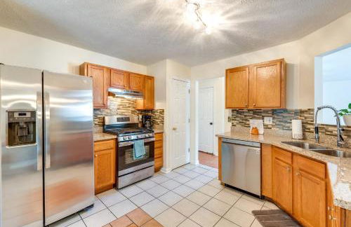 Atlanta Area Home with Yard about 2 Mi to Six Flags - Foto 10