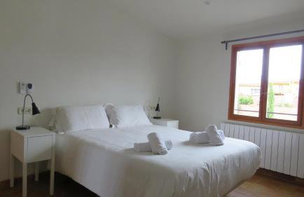 Escape to a spacious retreat with garden - Foto 20