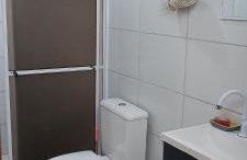 Apto 1 Quarto com Varanda e Estacionamento perto da praia - Foto 8