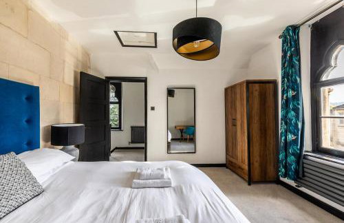 Locksbrook Lodge - Hot Tub - Spacious Outdoor Space - Photo 20