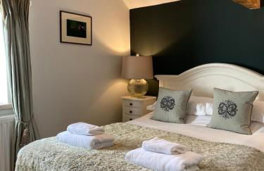 The Brosterfield Suite - Brosterfield Farm - Photo 11