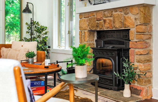 The Après-alpine by Avantstay Cozy Modern Cabin w/ Deck - Foto 28