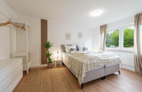 BackHome - BUSINESS&FAMILY - TOP LAGE, Parkplatz, Balkon, Waschmaschine, Netflix, 90qm, 24h Checkin - Apartment 8 - Foto 1