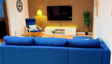 Le salon des voyageurs - Au Cœur de DOLE - Parking GRATUIT à proximité - Foto 2