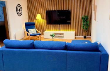 Le salon des voyageurs - Au Cœur de DOLE - Parking GRATUIT à proximité - Foto 2