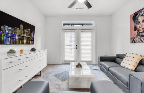 Peaceful 2BR by the Bay Pool and Coastal Vibes - Foto 12