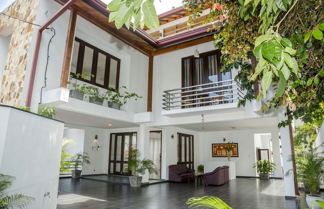 Villa Upper Dickson - Photo 1