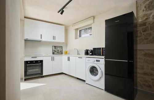 Chic Greek Cave Maisonette with hot tub - Foto 11