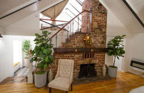 Dreamy Farmhouse in Studio City - Foto 18