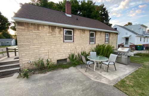 Green Bay Packer Game House or Resch Expo less than 1 mile from Lambeau Field - Foto 13