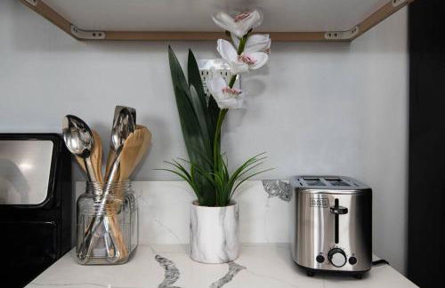 Lovely 2bedroom condo with free parking on premise - Foto 11