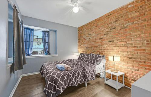 Home for summer with pool, pool table, outdoor kitchen,patio and balcony - Foto 27