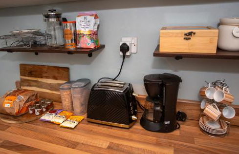 NEC, BHX Cosy 3 Bedroom House with Parking - Foto 22