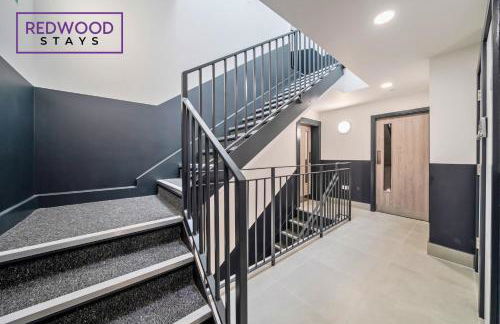 Brand New Premium Serviced Apartments, Free Parking, High-Speed WiFi By Redwood Stays - Foto 36