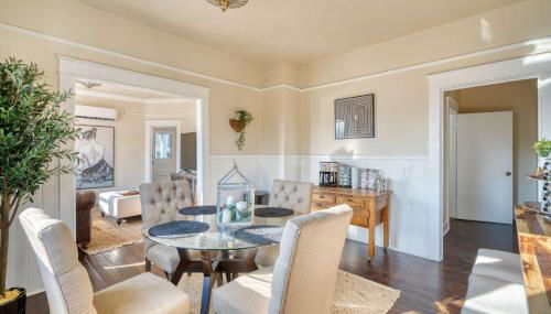 Dream Two-Bedroom in Laurelhurst - 97 WalkScore - Photo 3