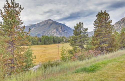 Patio and Dillon Reservoir Views Chic Frisco Condo! - Foto 3