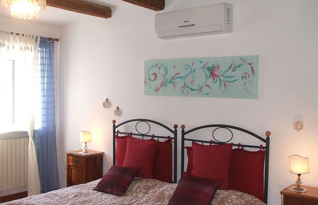 Blue House Near Bagnoregio-overlooking the Umbrian Mountains and Tiber Valley - Photo 6