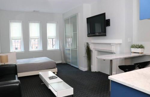Stylish Studio on Newbury St, THIS IS BOSTON! #12 - Foto 1