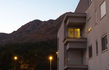 RozART - river marina apartment with free parking - Foto 20