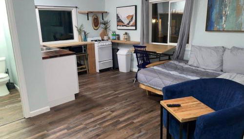 Cozy Little Cabin Slumber Village 3 - Photo 4