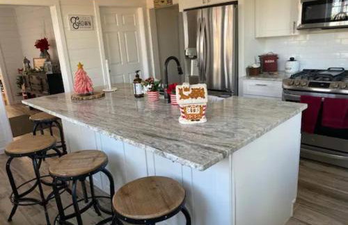 Modern Farmhouse Retreat North Fork Wine Country - Foto 49