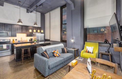 King Bed - Heart of PB - Jaw-Dropping Rooftop and Gym - Foto 1