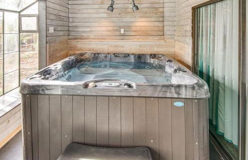 5 Mi to Area Attractions Home with Indoor Hot Tub - Foto 35