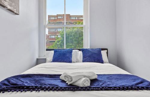 Westminster 2 Bedroom apartment with AC sleeps 5 - Photo 8