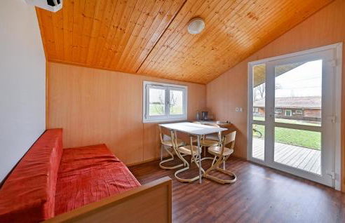 2 Bedroom Awesome Home In Barjac - Photo 3