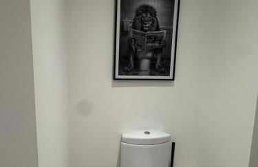 2BR Apt FREE parking Royal Lpool Golf Course Views - Foto 17