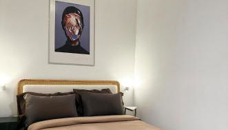 Modern, Remodeled Echo Park House-Walk to Sunset Blvd, Dodgers Stadium, Shops, Bars, Restaurants, Lake, Concerts - Photo 2