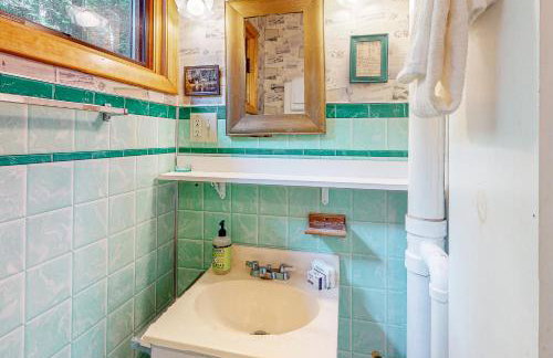 Two Sisters Lakeside - Photo 16