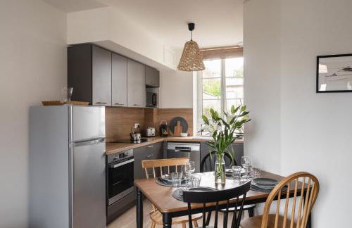 Le Cargo - A 300m de la plage de Rochebonne - Foto 2