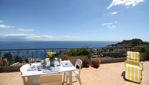 Fontana Vecchia Seaview Apartment - Foto 2