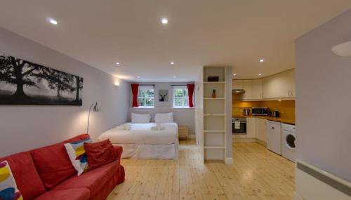 JOIVY Warm & Welcoming Flat near Edinburgh Castle - Foto 4, stove