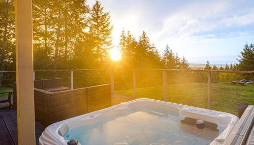 Pacific View Home Hot Tub and OceanandValley Views! - Foto 2