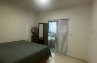 APTO BEIRA MAR - ACONCHEGANTE _ VARANDA GOURMET - WIFI - NETFLIX - TV A CABO - PRAIA GRANDE - Photo 48