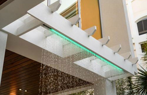 Elevated Perspective - Foto 70