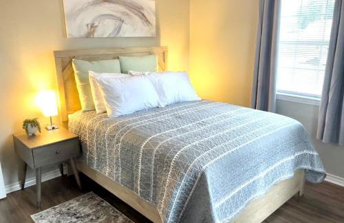 Peaceful Haven 2BR 1BA in Quiet Neighborhood - Foto 10