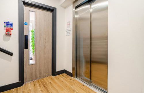 Luxury Apartment Close to Elstree & Borehamwood Station - Photo 4