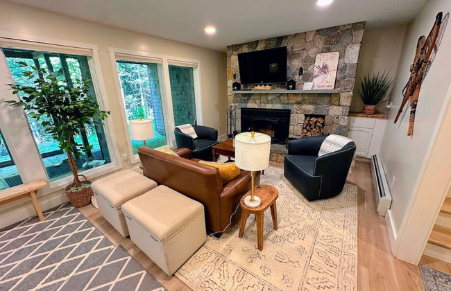 A1 Luxury Bretton Woods Ski-in Ski-out Townhome Next to Beginner ski Area Fast Wifi Keyless Entry - Photo 67