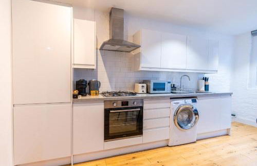 City of London Deluxe 4BR Steps to Tube - Foto 13