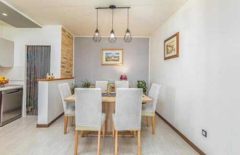 Cozy Apartment In Pilkovici With Wifi - Photo 35