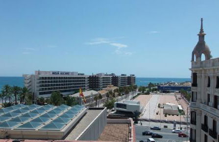 ALOHALACANT II Piso en la Playa y en el Ayuntamiento - Photo 22