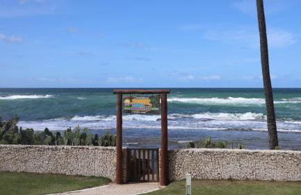 Paraíso PÉ NA AREIA no coração do Litoral Norte - FRENTE MAR - Loft projetado para que você tenha a melhor experiência em hospedagem - condomínio mais procurado da Estrada do Côco - Varanda com vista espetacular para o mar - lazer e TRANQUILIDADE - Foto 9