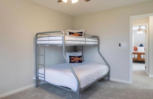 Down By The Docks - Foto 23